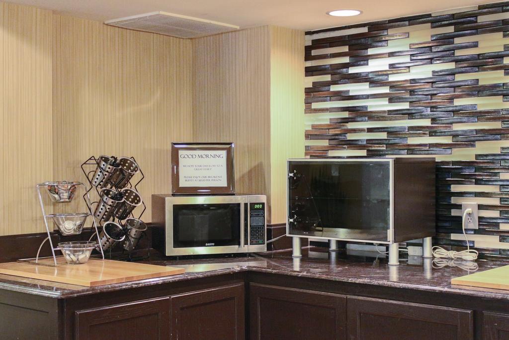 Artmore Hotel Атланта Экстерьер фото